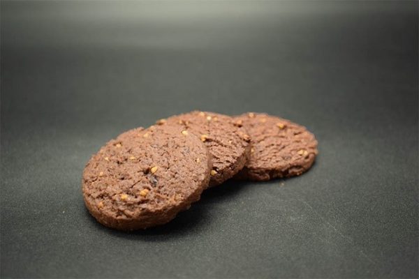 Biscuit bretagne - cookies chocolat pur beurre avec de la framboise, fabrication local. Vente biscuit en vrac